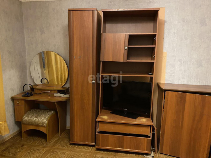 Комната Котовского, 13