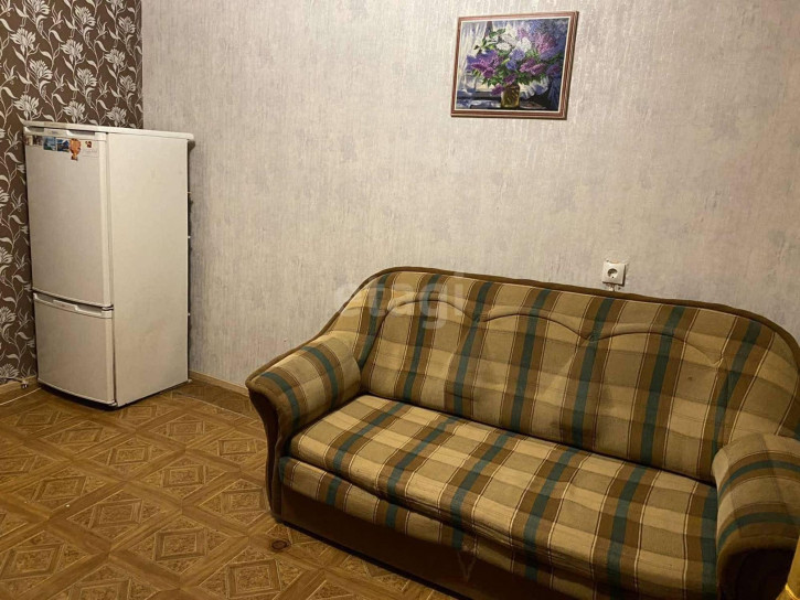 Комната Котовского, 13