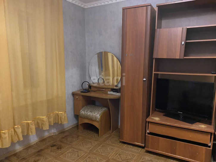 Комната Котовского, 13