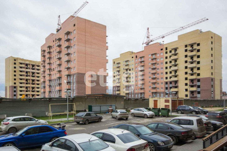 2-комн квартира Голышева, 2/1