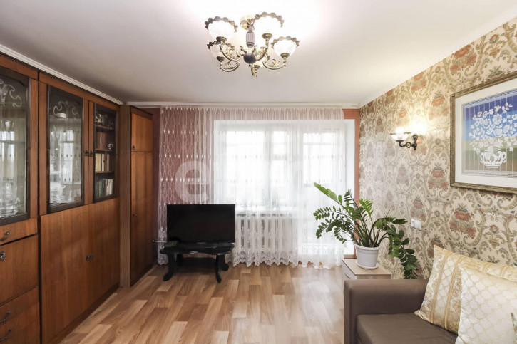 4-комн квартира Щербакова, 88