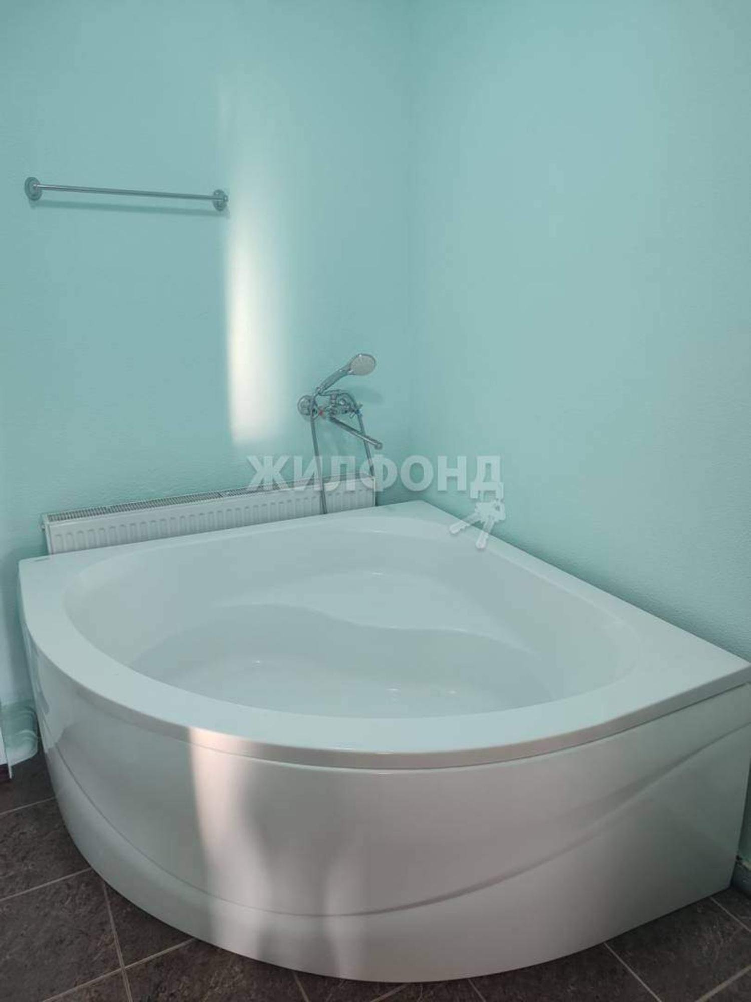 Купить квартиру за 15 000 000 рублей на Дзержинского улица, д.2