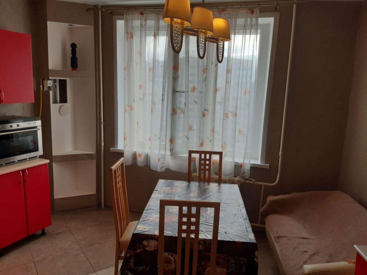 3-комн квартира Парковый переулок, 5