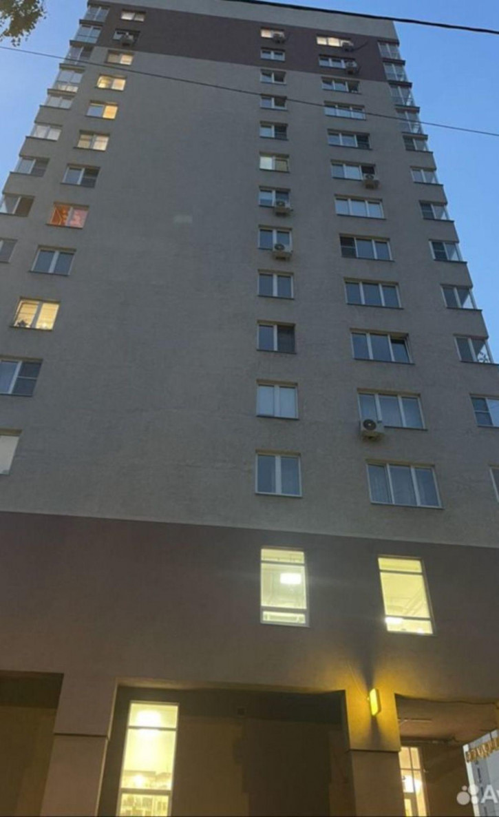 3-комн квартира Мельникова ул, 25
