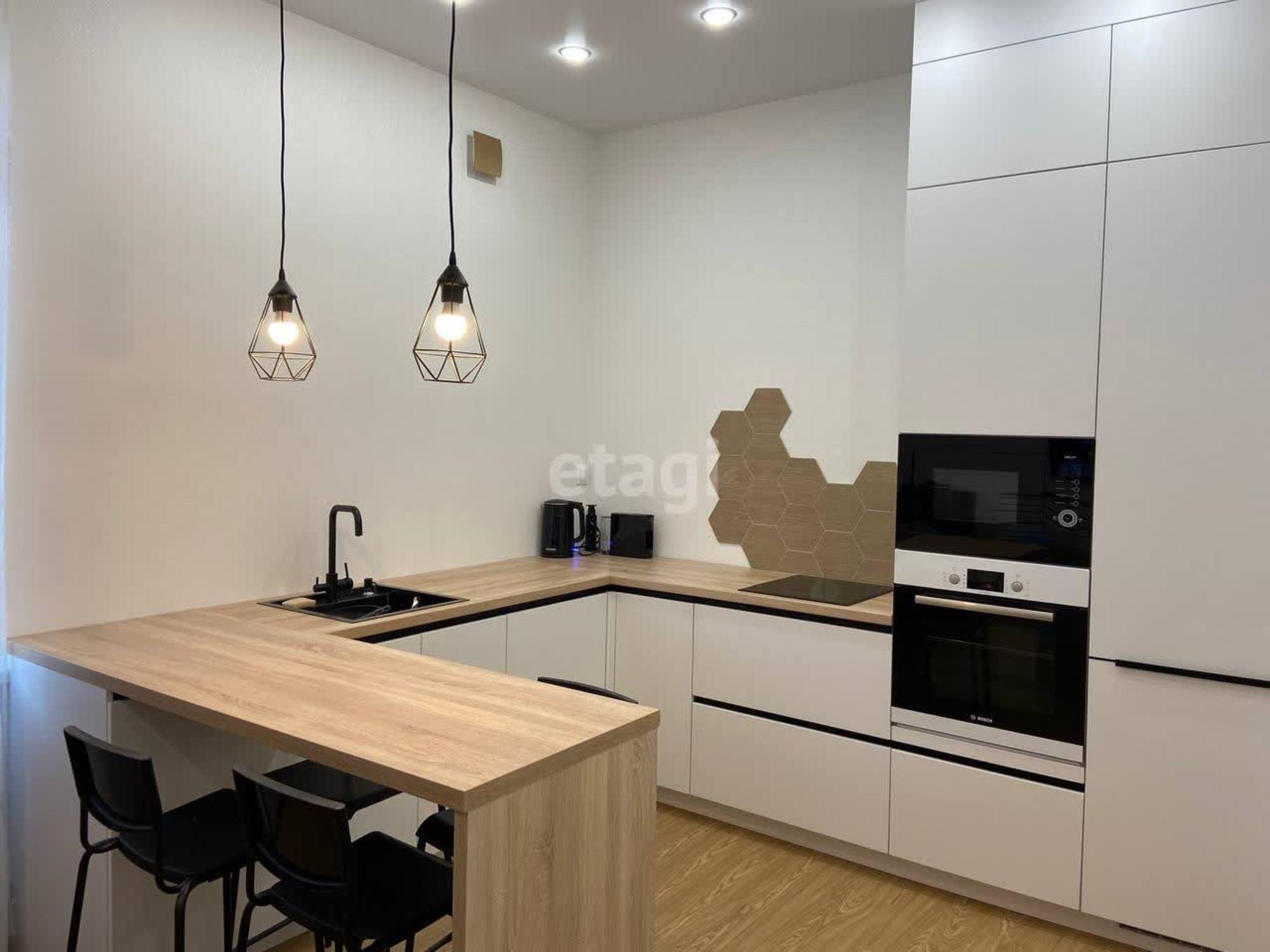 Купить дачу, дом, коттедж за 13 500 000 рублей на Мичурина, 47