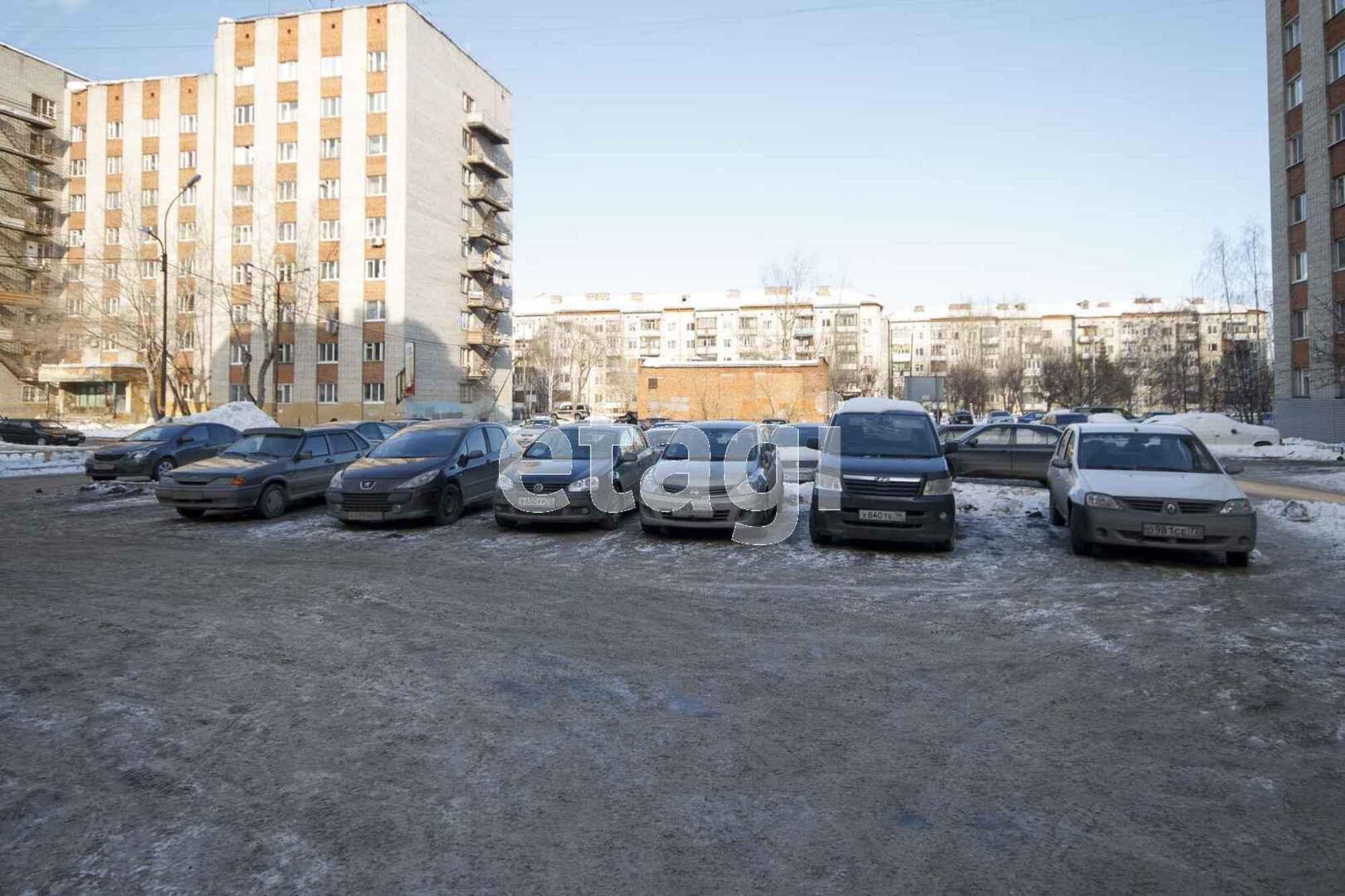 Купить торговое помещение за 16 000 000 рублей на Олимпийская 11