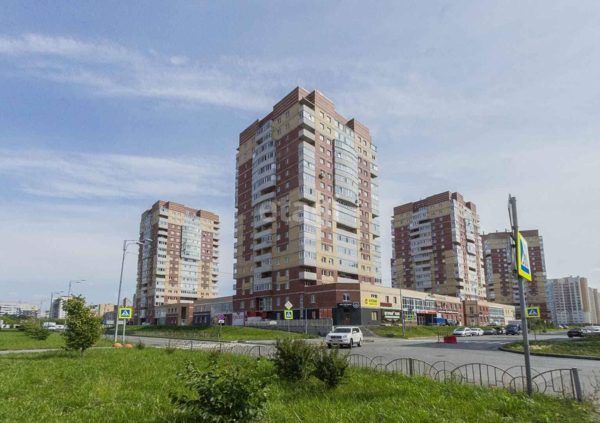 Сдать торговое помещение за 130 000 рублей на Николая Зелинского 1