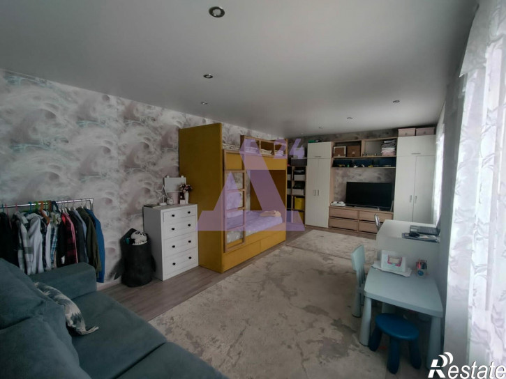 2-комн квартира улица Ефремова, дом 35