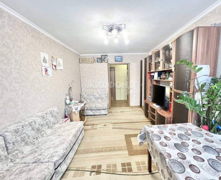 3-комн квартира 5-й микрорайон, д.9