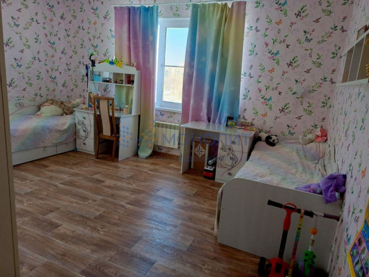 3-комн квартира Академическая ул, 6