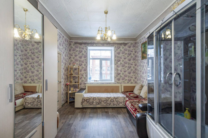 Комната Арсеньева, 4