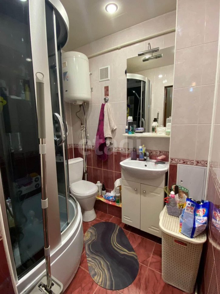 2-комн квартира Кирова, 38