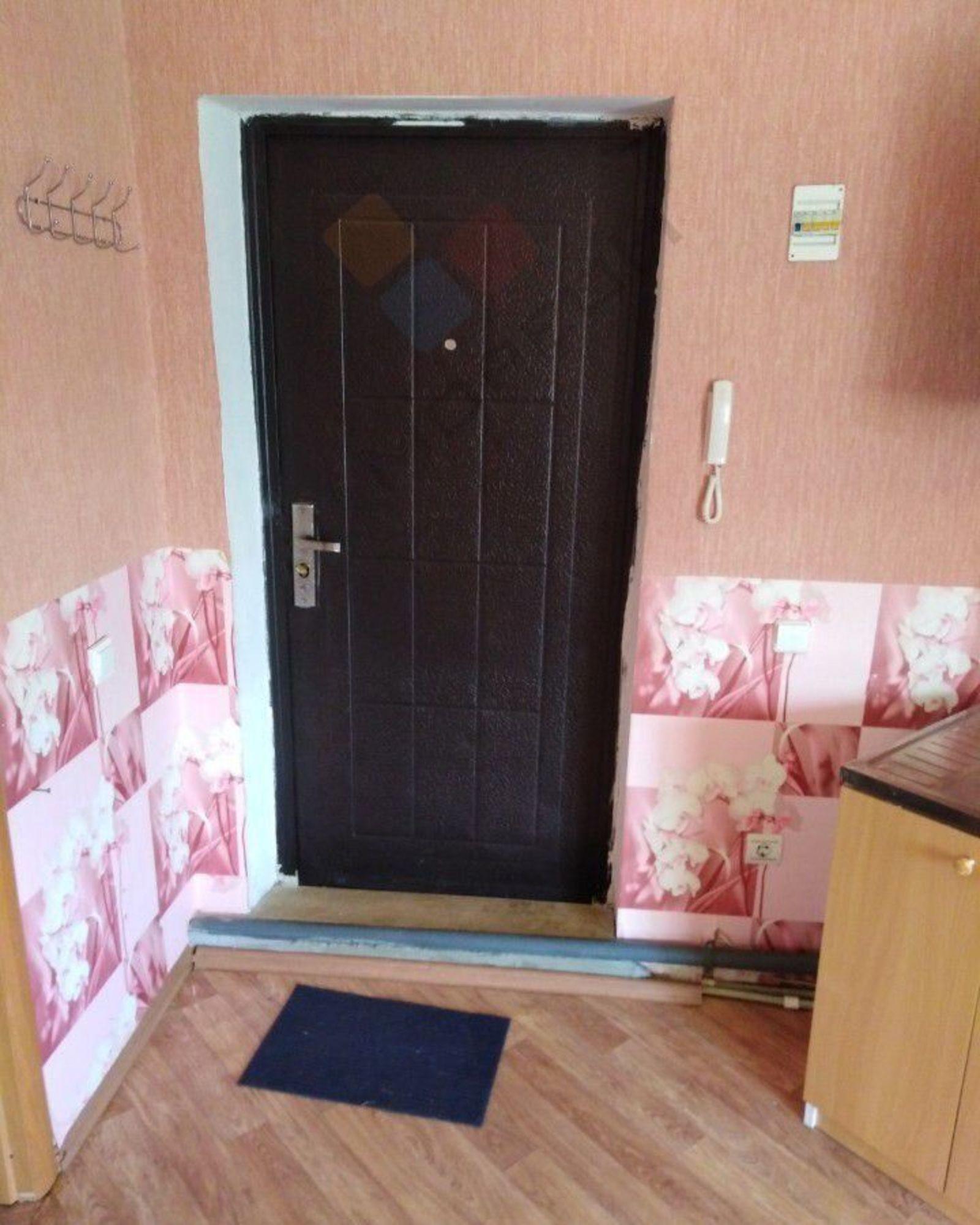 Купить квартиру за 3 000 000 рублей на Домбайская ул, 9