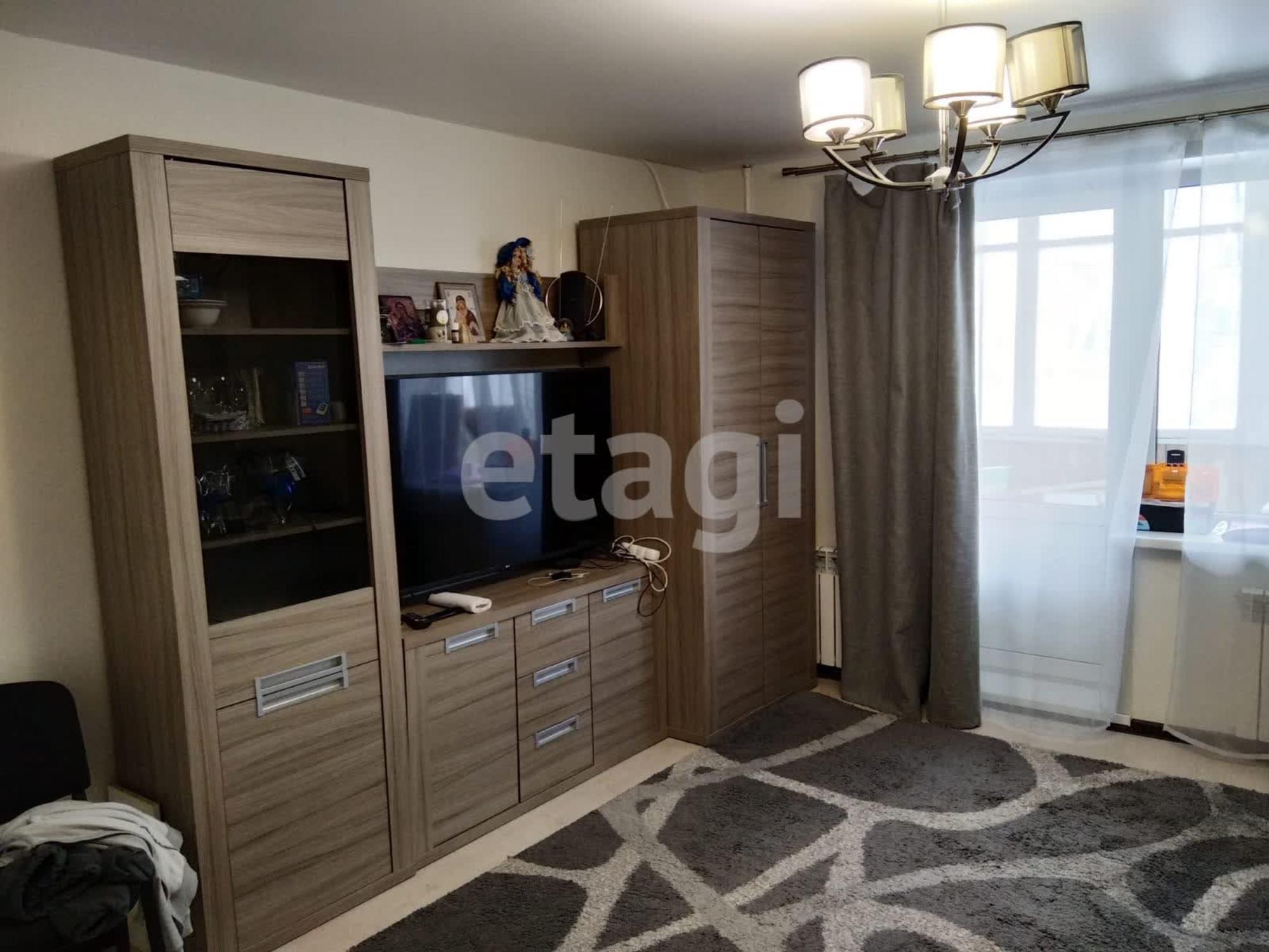 Купить квартиру за 5 300 000 рублей на Скворцова, 5