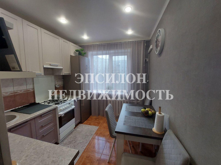 2-комн квартира Дружбы пр-т, 3