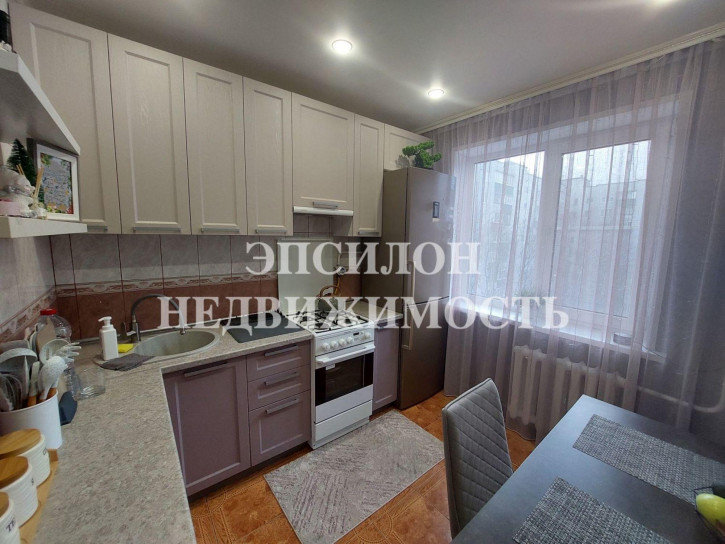 2-комн квартира Дружбы пр-т, 3