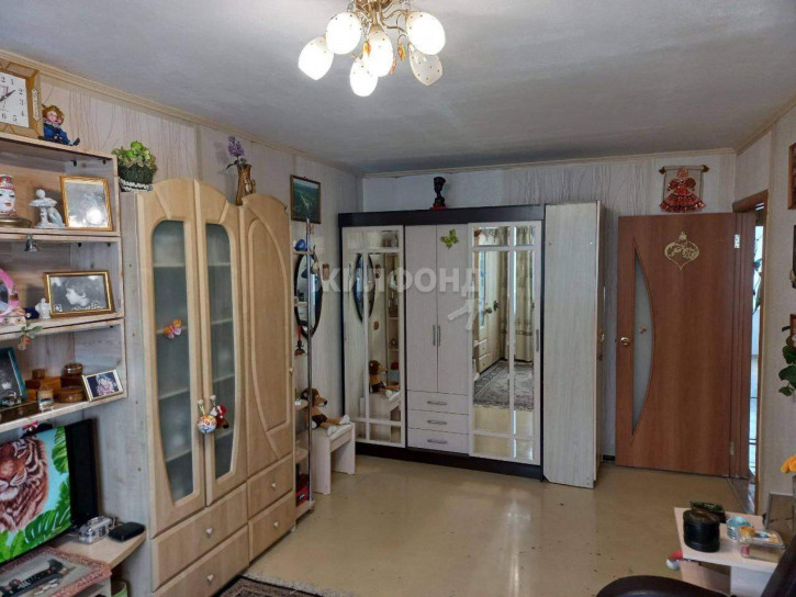 3-комн квартира Есенина улица, д.51/2
