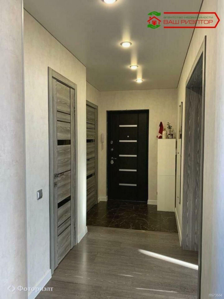 2-комн квартира Романтиков ул, 44