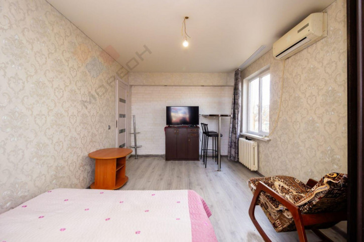 3-комн квартира Димитрова ул, 162