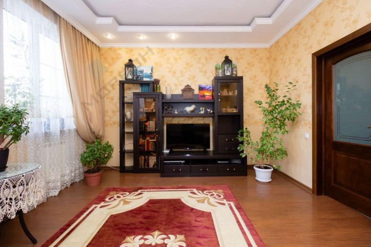 Коттедж/дом Кирова ул, 8