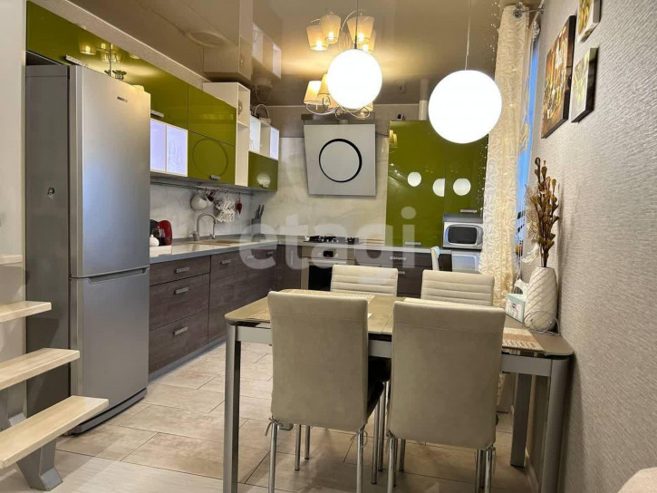 3-комн квартира Черногорская, 8