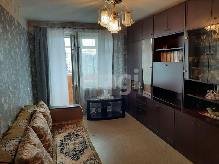 2-комн квартира Юных Пионеров, 49