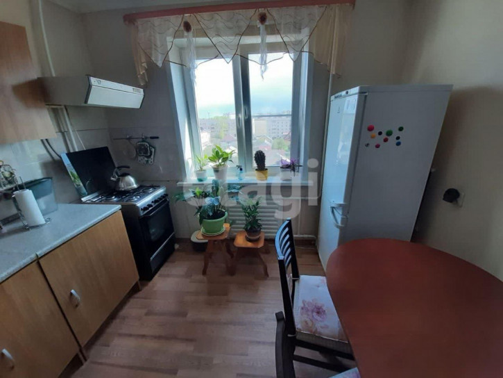 2-комн квартира Юных Пионеров, 49