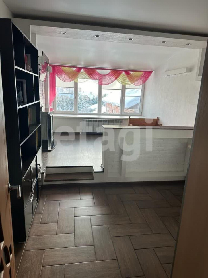 3-комн квартира Стопани, 32