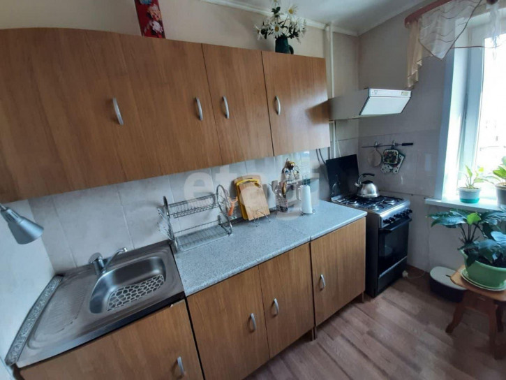 2-комн квартира Юных Пионеров, 49