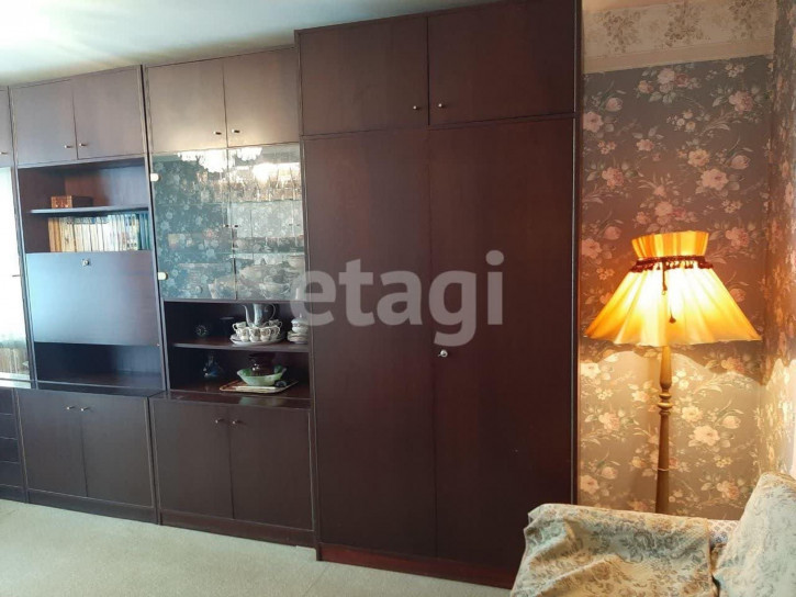 2-комн квартира Юных Пионеров, 49