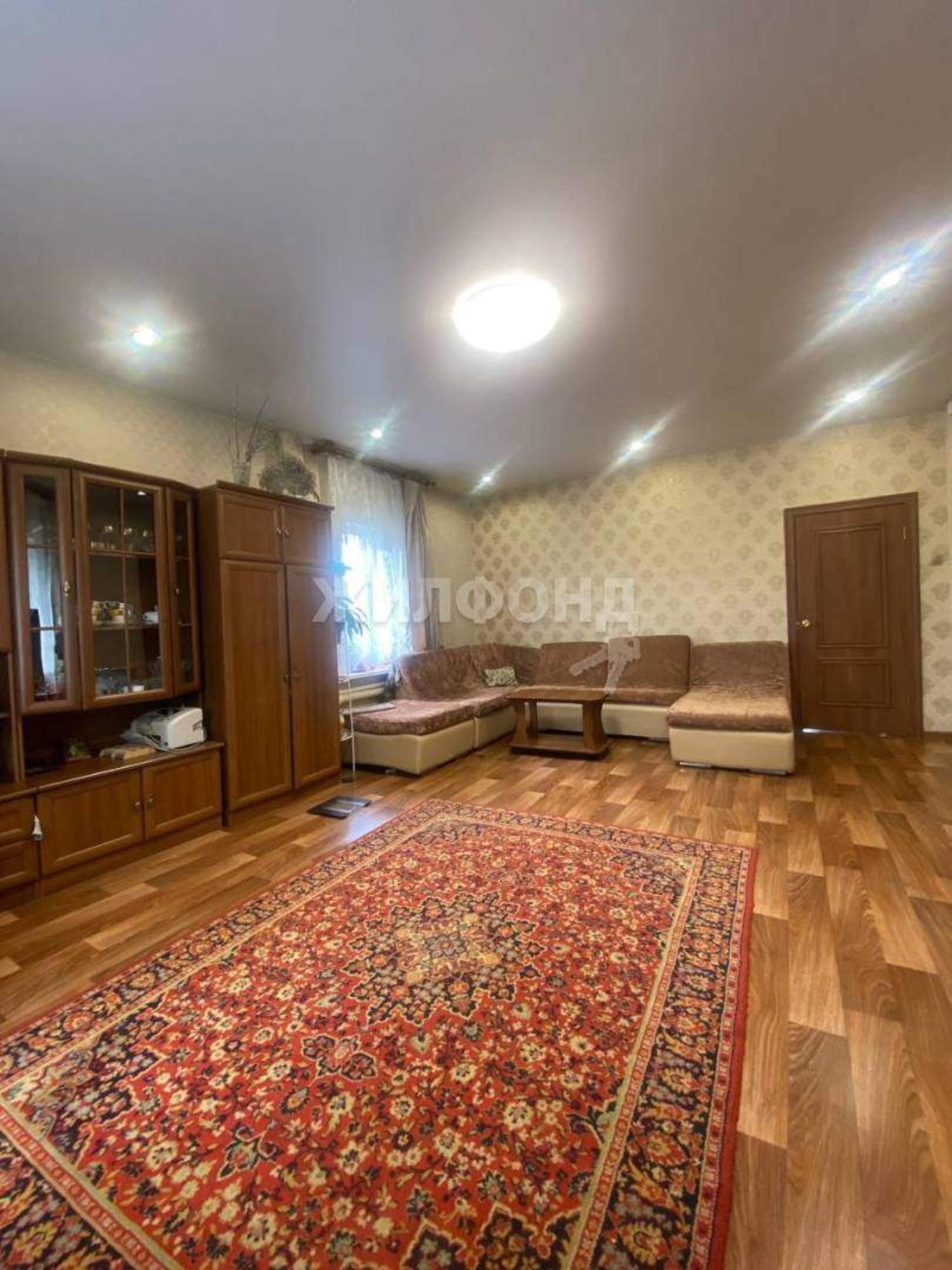 Купить дачу, дом, коттедж за 8 600 000 рублей на Космонавтов улица