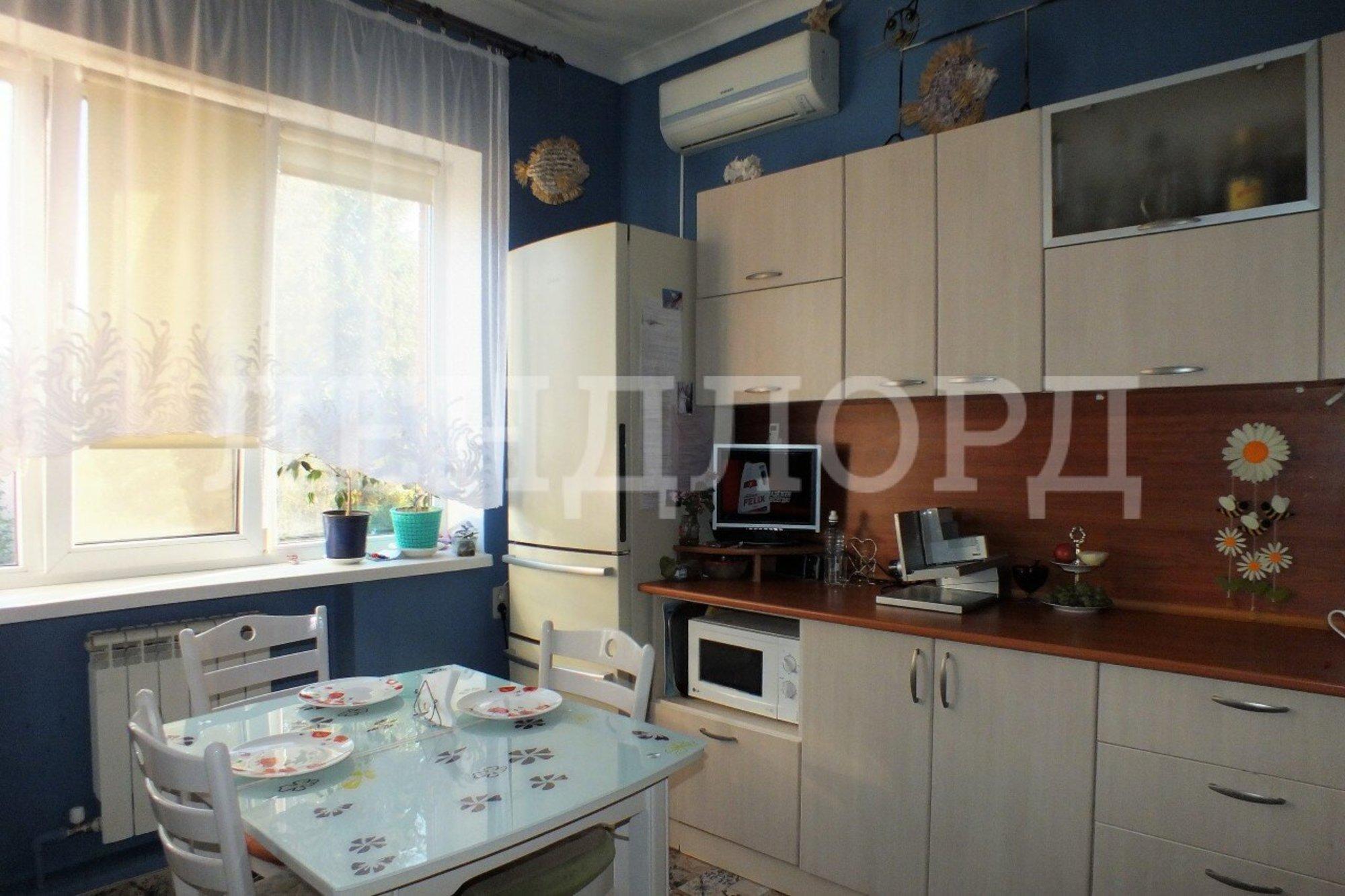 Купить дачу, дом, коттедж за 19 000 000 рублей на улица Войкова