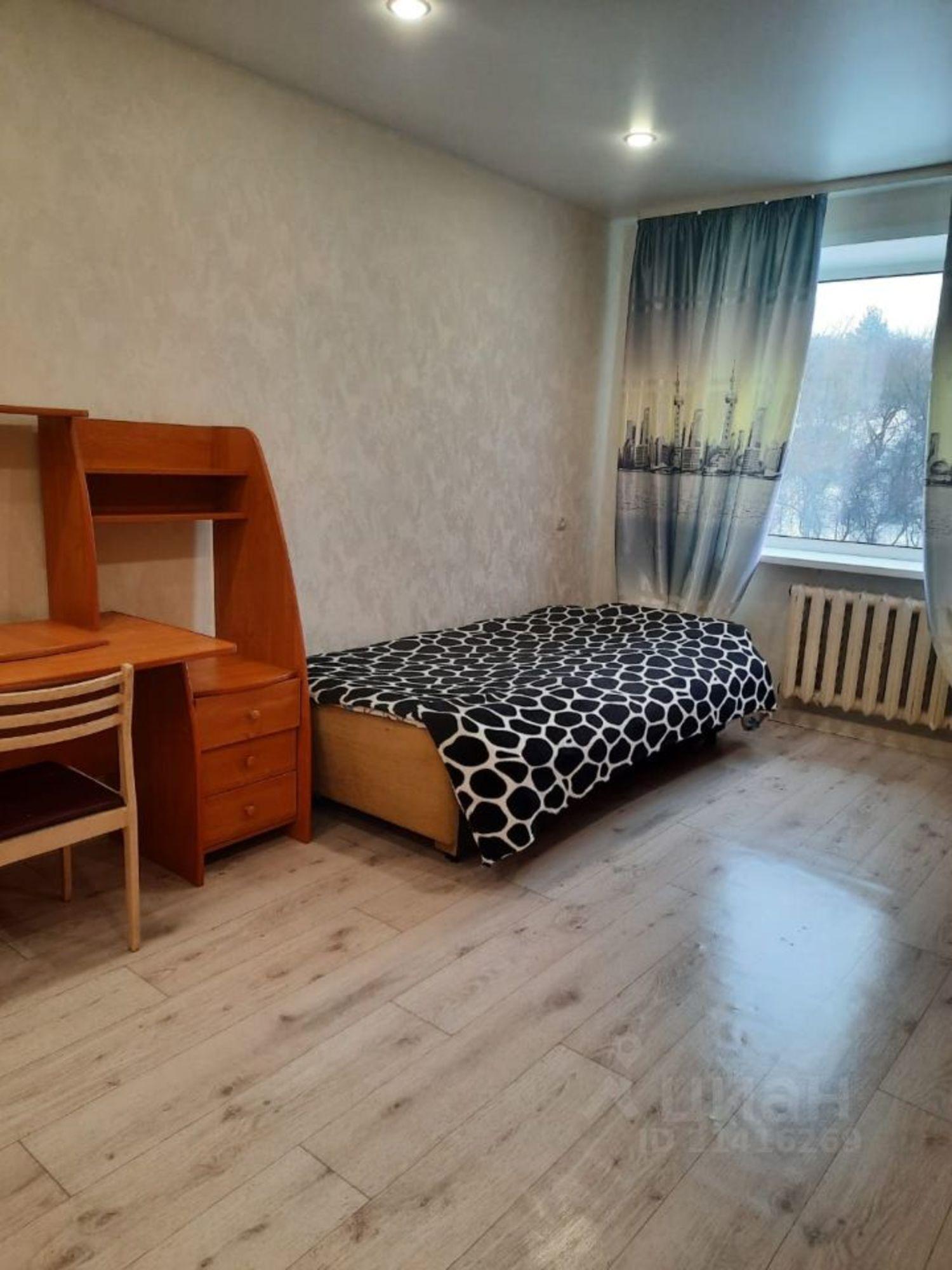 Сдать комнату за 8 000 рублей на улица Седова, 20
