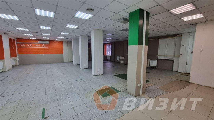 Торговое помещение Мориса Тореза улица, 99