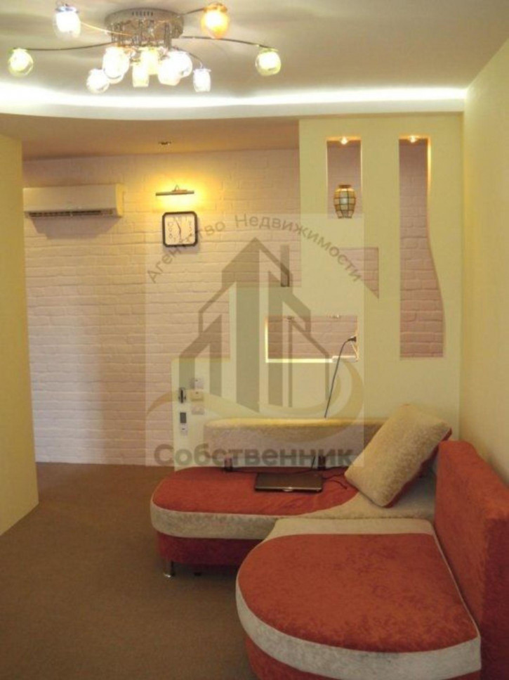 2-комн квартира Орджоникидзе ул, 2/4