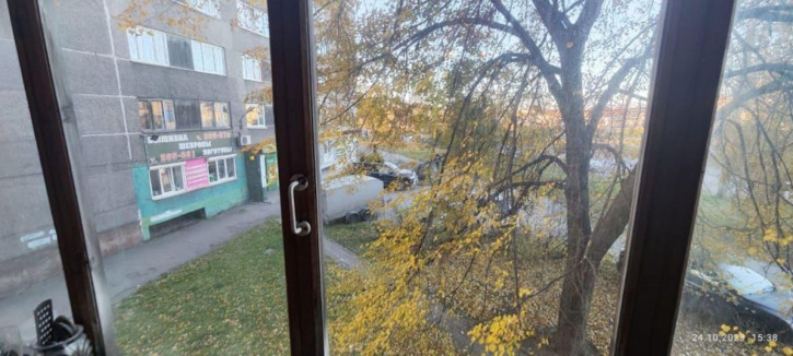 2-комн квартира Победы пр-кт, 6