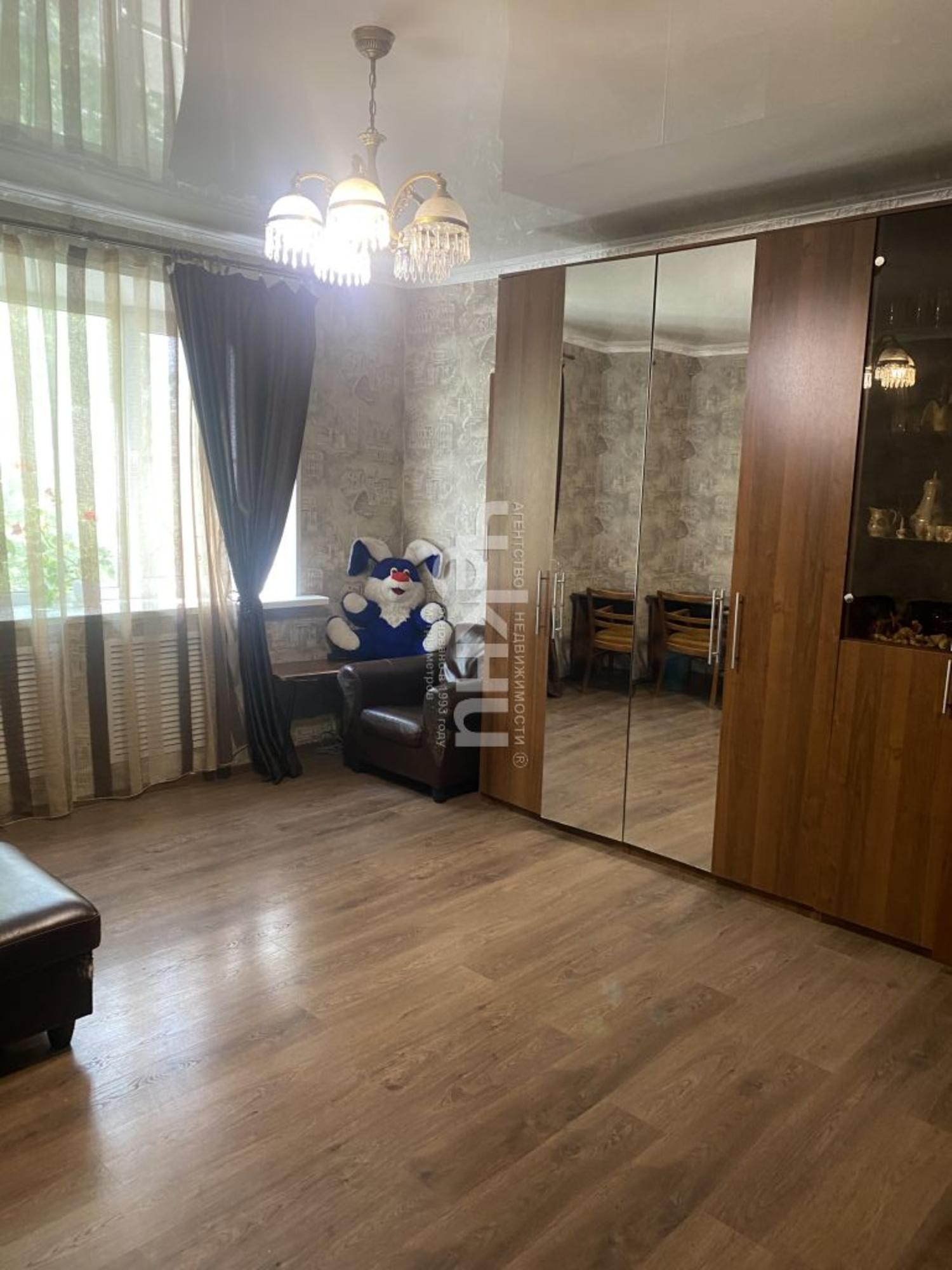 Купить квартиру за 15 000 000 рублей на Нижегородский район