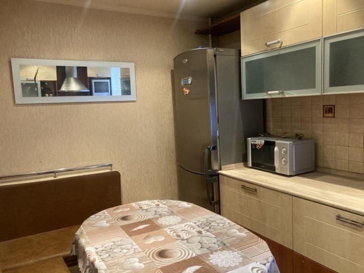 2-комн квартира Свободы ул, 27