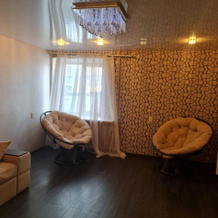 2-комн квартира Свободы ул, 27