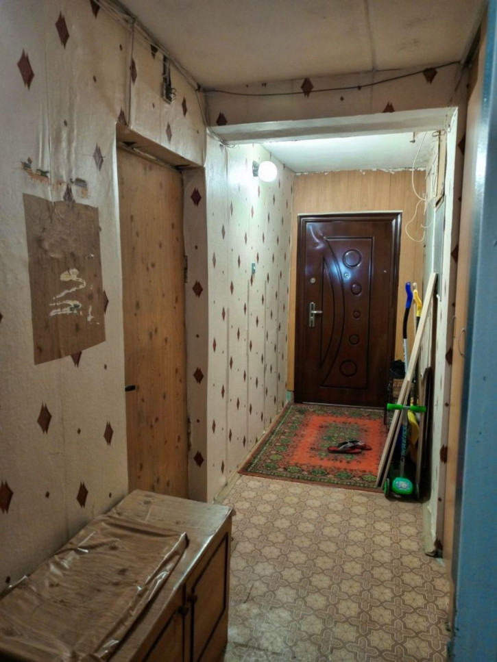 3-комн квартира ул Политбойцов