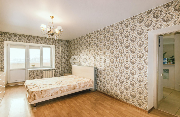 2-комн квартира улица Чехова, 36