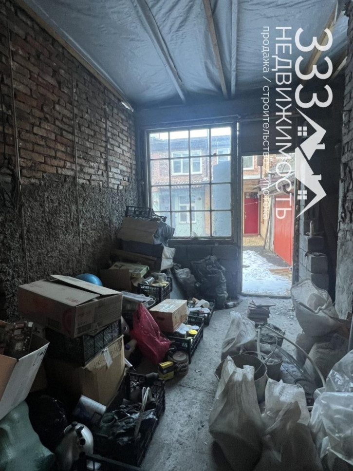 3-комн квартира Гибизова ул, 18