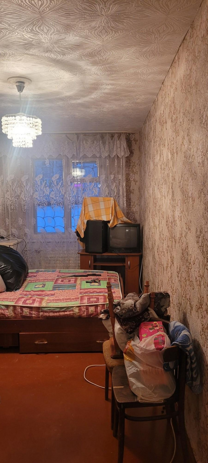 2-комн квартира Героев Труда, 13