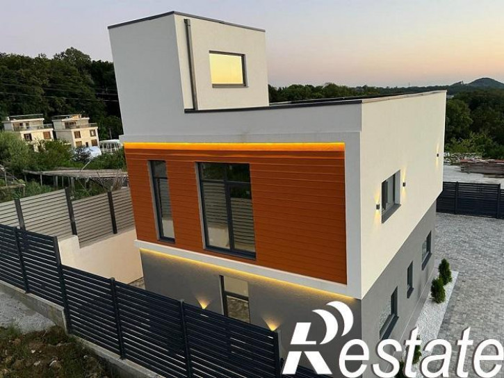 Коттедж/дом Владимировская, 45