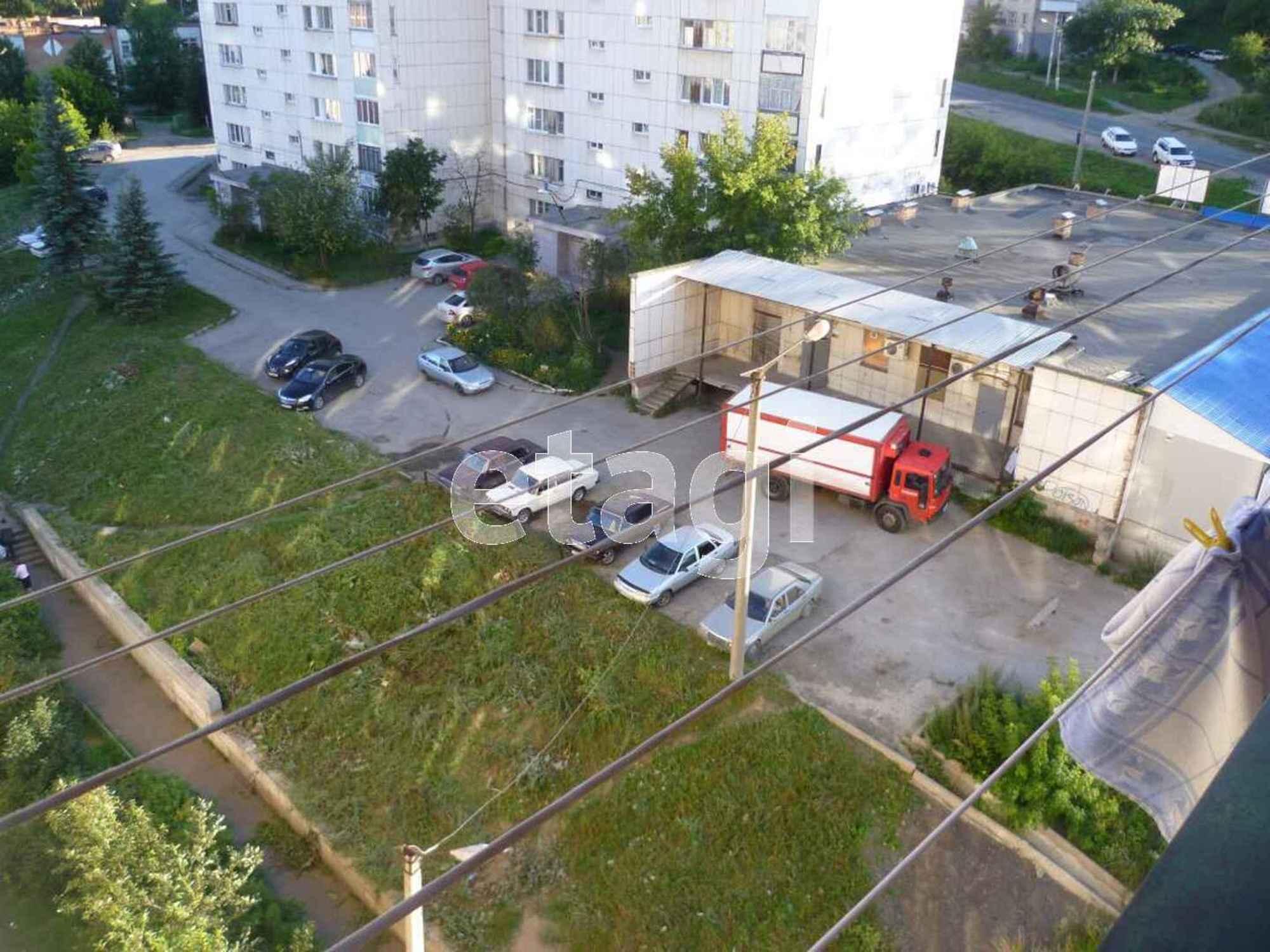 Купить комнату за 350 000 рублей на улица Павших Борцов