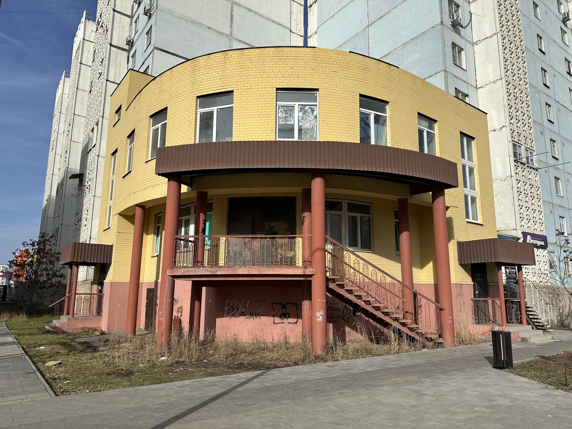 Купить помещение свободного назначения за 18 000 000 рублей на г. Астрахань, Кировский р-н, ул. Бориса Алексеева, 30А