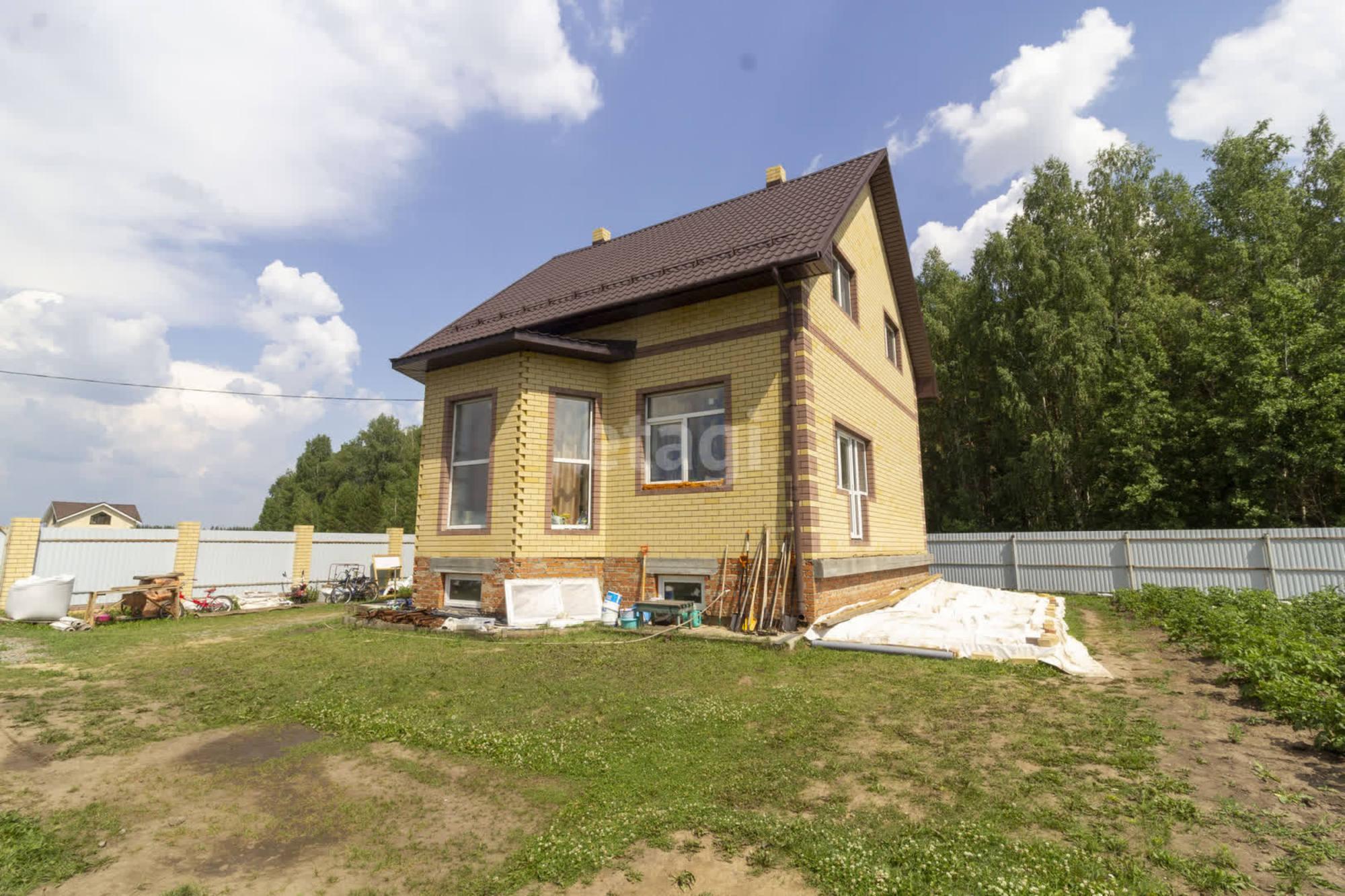 Купить дачу, дом, коттедж за 12 700 000 рублей на Молодежная, 72