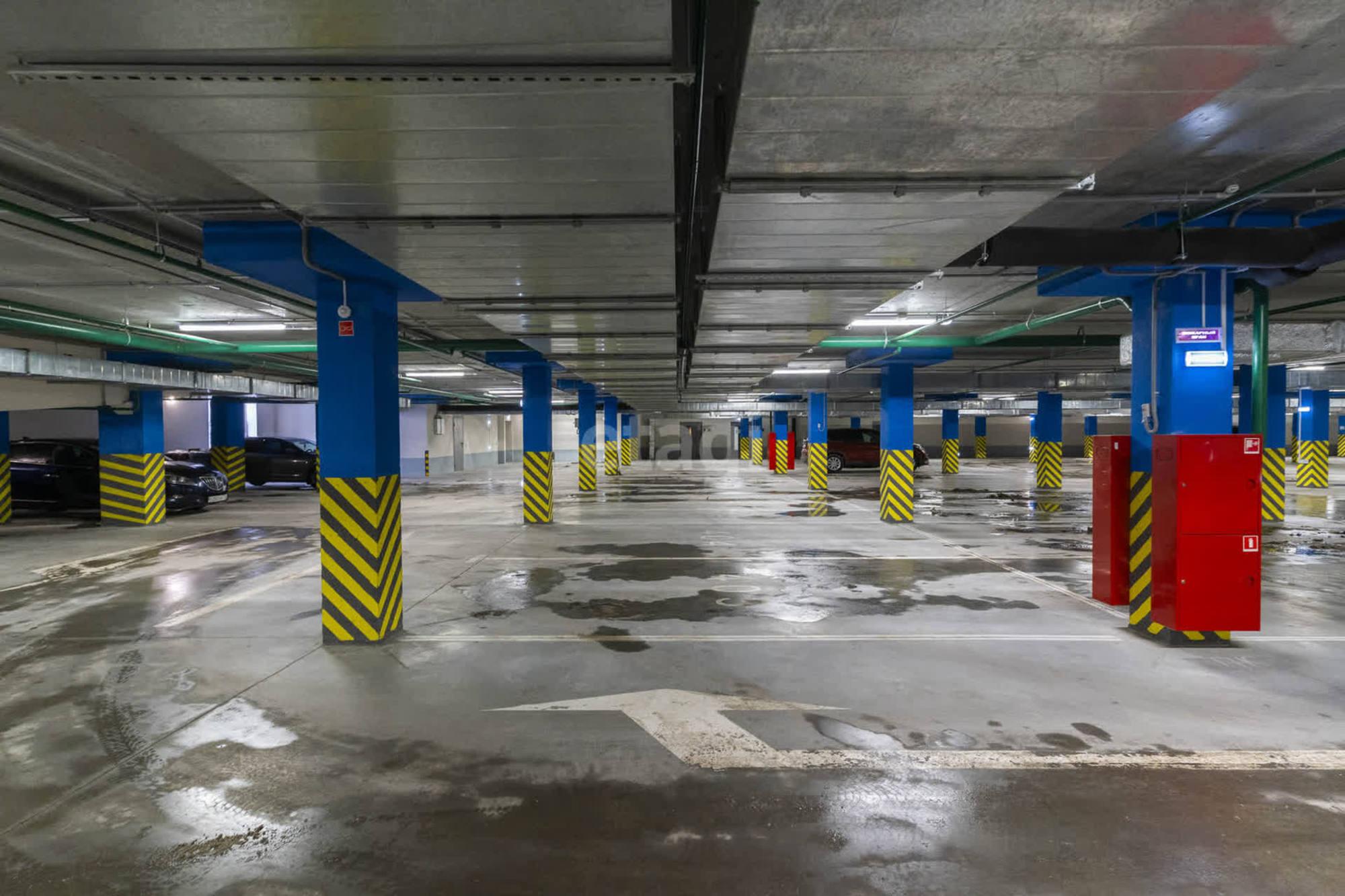 Купить гараж, место в паркинге за 320 000 рублей на Федюнинского 60с1