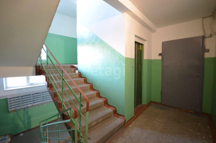 4-комн квартира Конева, 34