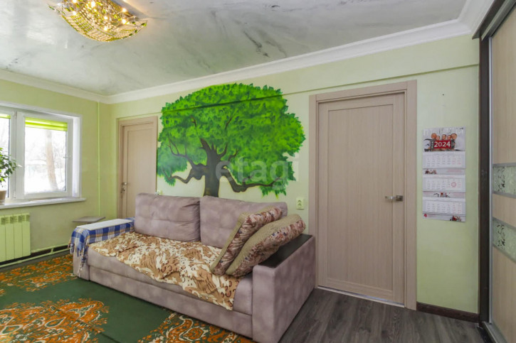 4-комн квартира Химиков, 52